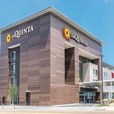 Готель La Quinta By Wyndham Memphis Downtown Екстер'єр фото